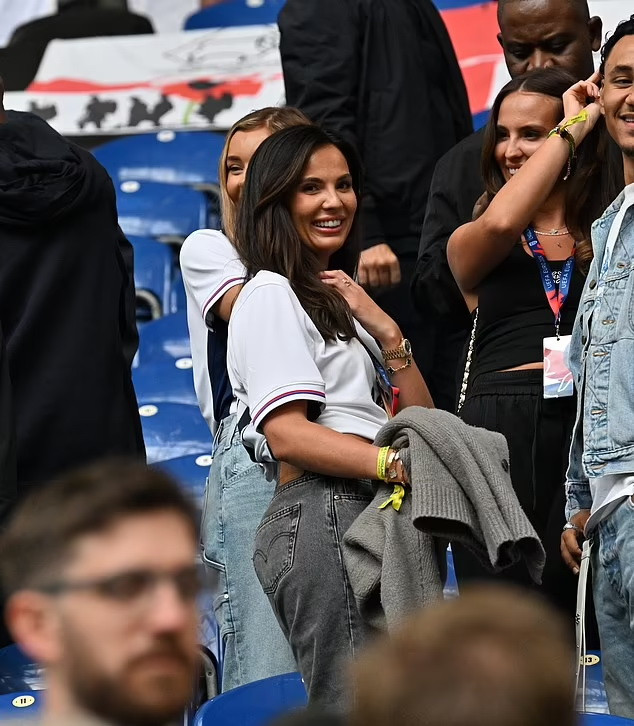 Ellie Alderson, bạn gái của tiền đạo tuyển Anh Ollie Watkins. (Nguồn: Getty Images)
