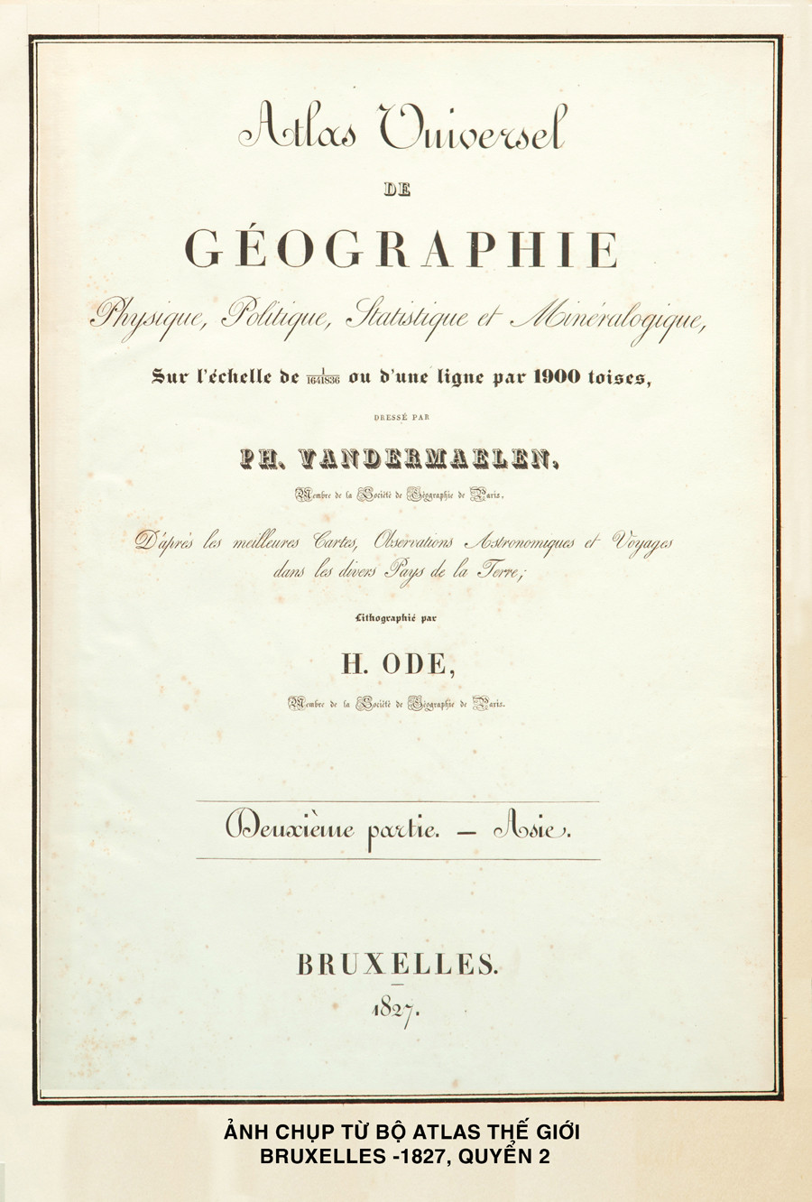 Bìa của cuốn Atlas Thế giới xuất bản năm 1827.