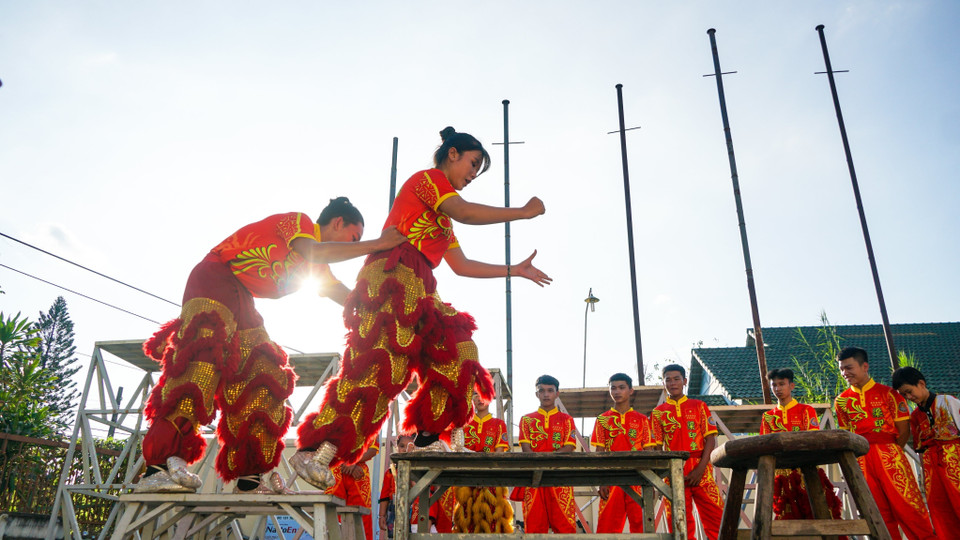 Hình ảnh tập luyện của đoàn Lân Sư Rồng Tú Anh Đường. (Ảnh: Ánh Tuyết/TTXVN)