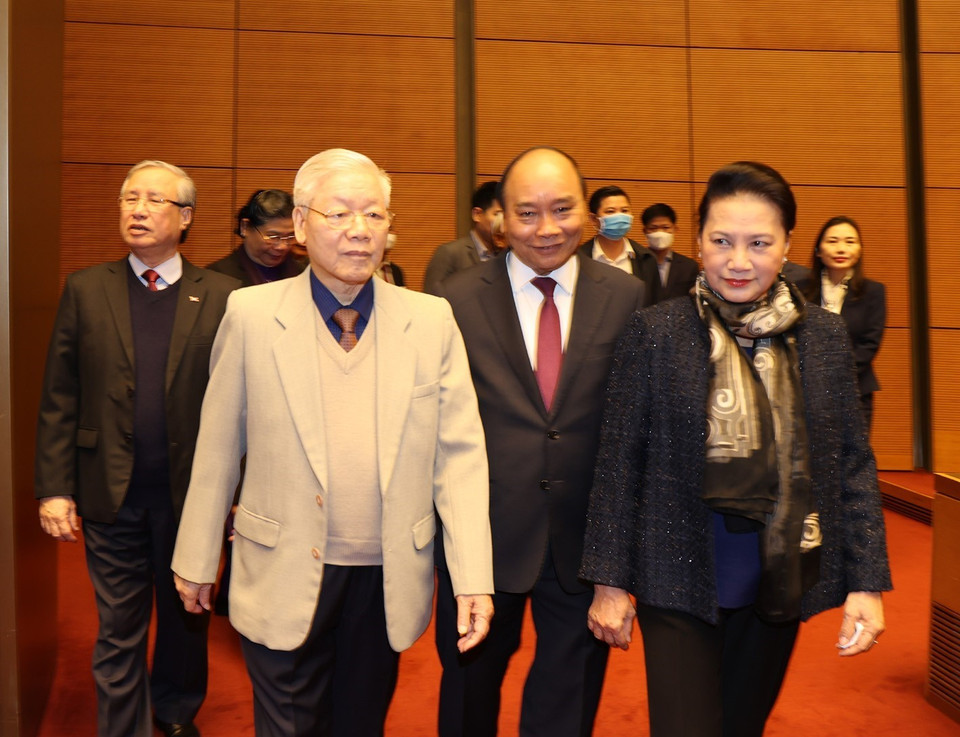 Tổng Bí thư, Chủ tịch nước Nguyễn Phú Trọng, Thủ tướng Nguyễn Xuân Phúc, Chủ tịch Quốc hội Nguyễn Thị Kim Ngân và Thường trực Ban Bí thư Trần Quốc Vượng đến dự Hội nghị. (Ảnh: Trí Dũng/TTXVN)
