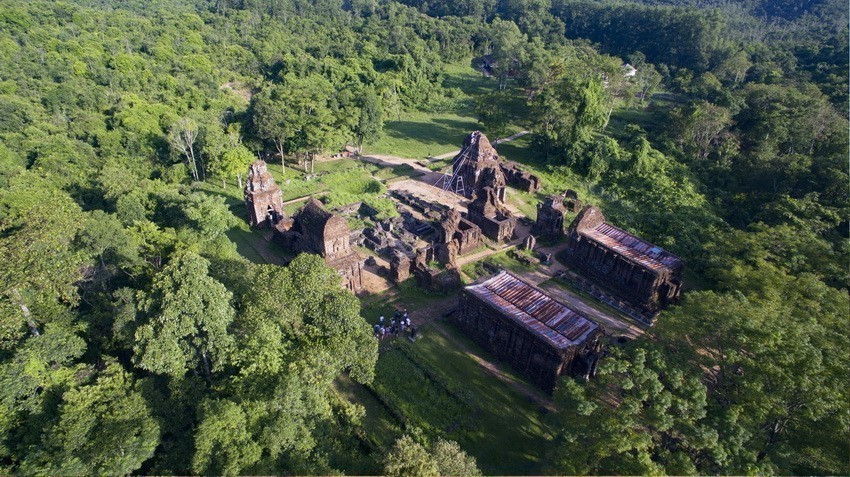 Khu di tích đền tháp Mỹ Sơn thuộc xã Duy Phú, huyện Duy Xuyên (tỉnh Quảng Nam) được UNESCO công nhận là Di sản văn hóa thế giới, tháng 12/1999. (Ảnh: Trọng Đạt/TTXVN)