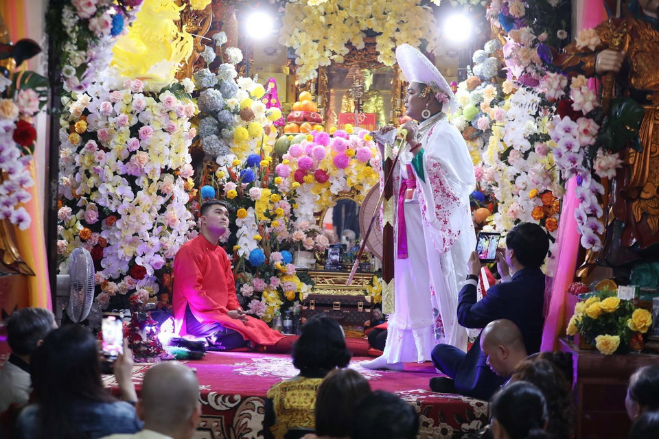 Quang cảnh khai mạc Liên hoan diễn xướng Chầu văn tỉnh Lạng Sơn mở rộng năm 2024. (Ảnh: Anh Tuấn/TTXVN)