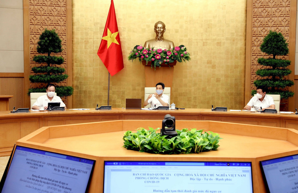 Phó Thủ tướng Chính phủ Vũ Đức Đam phát biểu chỉ đạo. (Ảnh: Phạm Kiên/TTXVN)