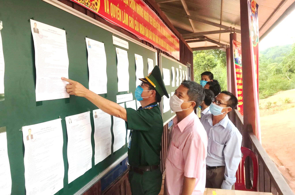 Bầu cử sớm ở khu vực biên giới, miền núi tỉnh Quảng Bình.(Ảnh: Võ Dung/TTXVN)