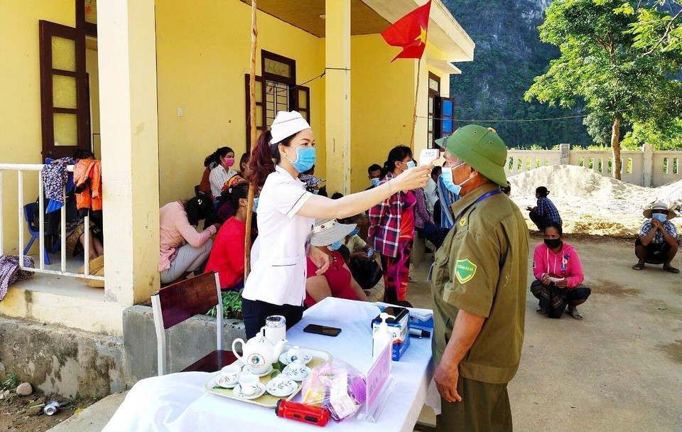 Bầu cử sớm ở khu vực biên giới, miền núi tỉnh Quảng Bình.(Ảnh: TTXVN phát)