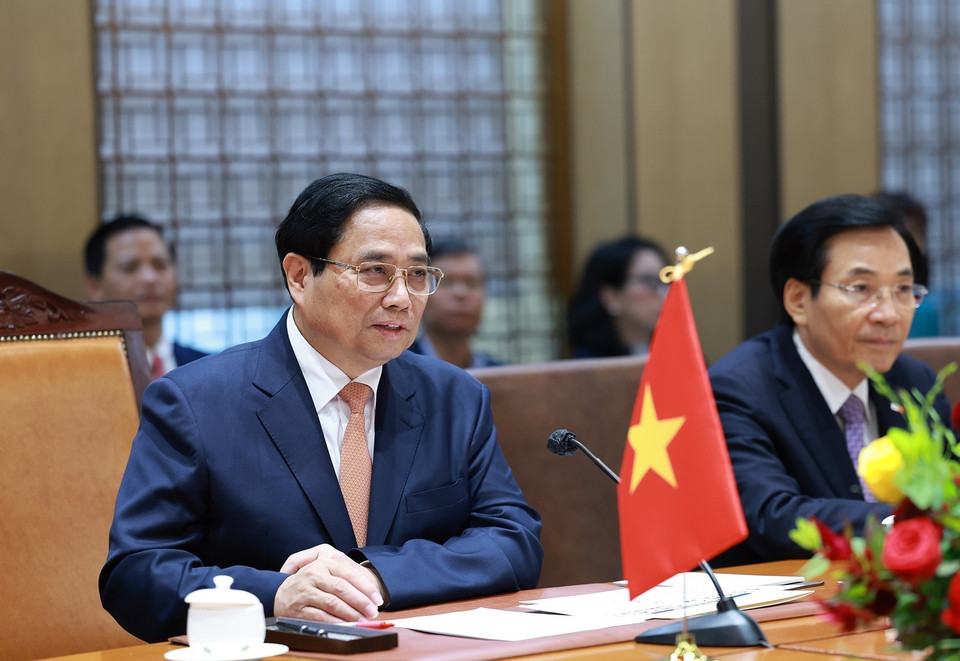 Thủ tướng Phạm Minh Chính phát biểu tại cuộc hội kiến Chủ tịch Quốc hội Hàn Quốc Woo Won-shik. (Ảnh: Dương Giang/TTXVN)