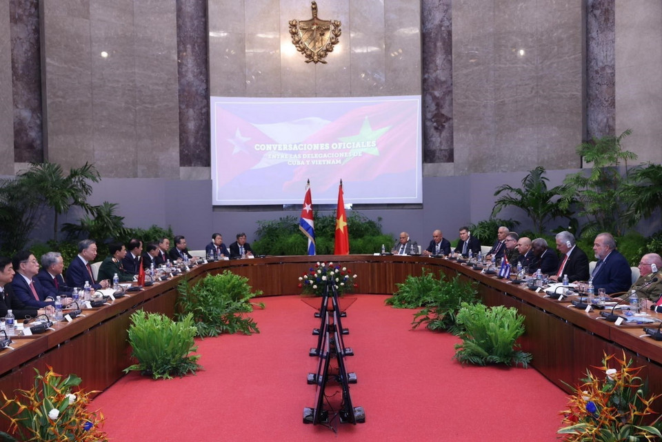 Tổng Bí thư, Chủ tịch nước Tô Lâm hội đàm với Bí thư thứ nhất Đảng Cộng sản Cuba, Chủ tịch Cuba Miguel Diaz-Canel Bermudez. (Ảnh: Lâm Khánh/TTXVN)