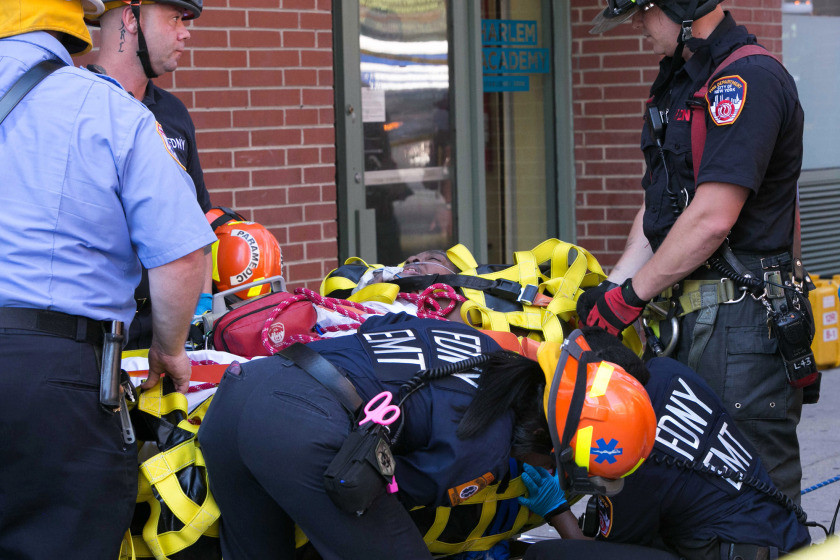 Cụ bà sau đó được đưa tới bệnh viện St. Luke. Hiện sức khỏe của bà đã ổn định trở lại. (Nguồn: nypost)