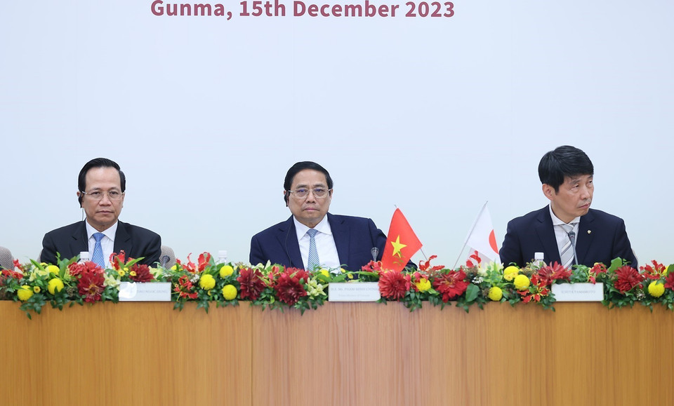 Thủ tướng Phạm Minh Chính và Thống đốc Yamamoto Ichita dự tọa đàm với các doanh nghiệp tiêu biểu tỉnh Gunma (Nhật Bản). (Ảnh: Dương Giang/TTXVN)