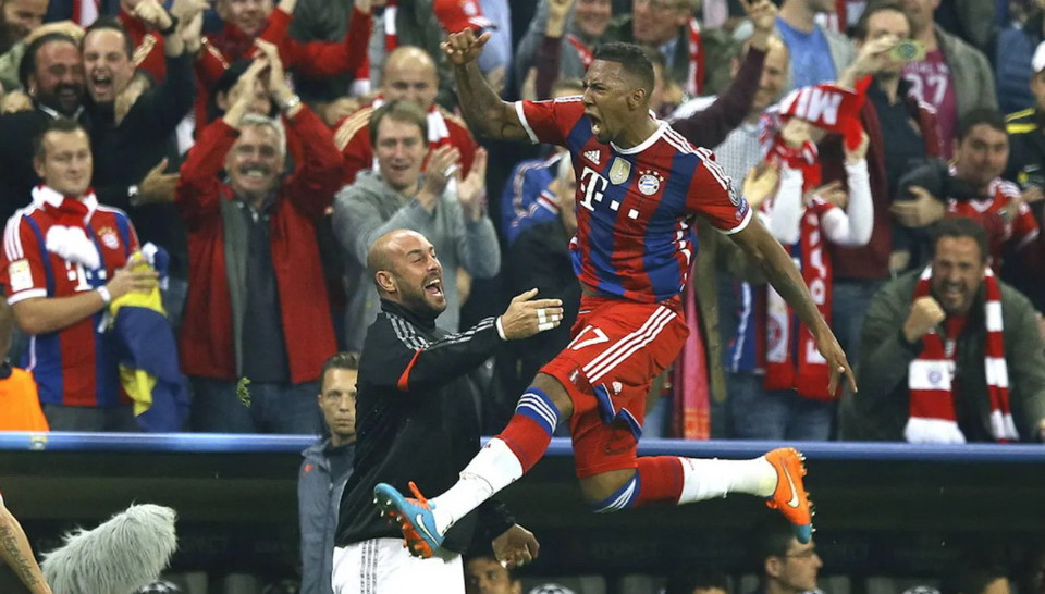 ...và trở thành một phần không thể thiếu trong lịch sử Bayern.(Nguồn: FcBayern)