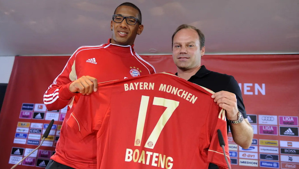 Boateng đầu quân cho Bayern vào mùa Hè 2011, và khoác chiếc áo đấu số 17 kể từ đó đến nay. (Nguồn: FcBayern)