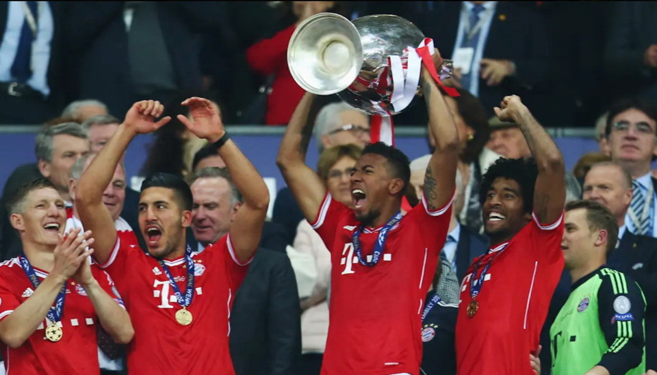 Boateng nhanh chóng có được vị trí chính thức và góp công lớn cho Bayern, đáng chú ý là 'cú ăn ba' lịch sử ở mùa giải 2012-13. (Nguồn: FcBayern)
