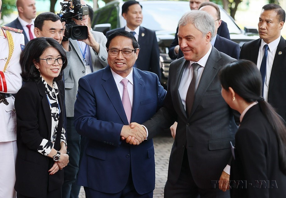 Thủ tướng Phạm Minh Chính hội kiến Chủ tịch Duma Quốc gia Quốc hội Liên bang Nga Vyacheslav Volodin thăm chính thức Việt Nam (2023). (Ảnh: Dương Giang/TTXVN)
