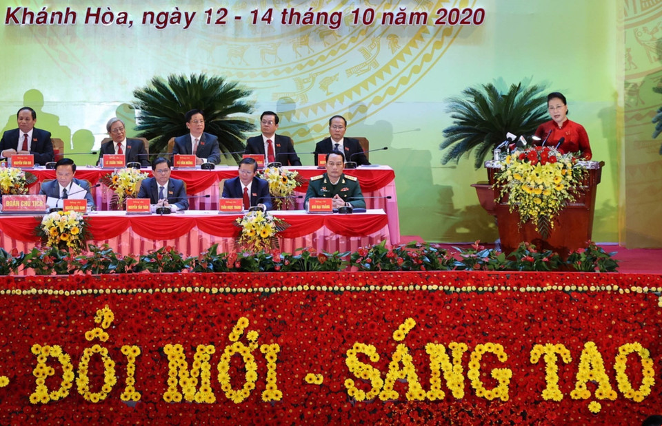 Chủ tịch Quốc hội Nguyễn Thị Kim Ngân phát biểu tại Đại hội đại biểu Đảng bộ tỉnh Khánh Hòa lần thứ XVIII. (Ảnh: Trọng Đức/TTXVN)
