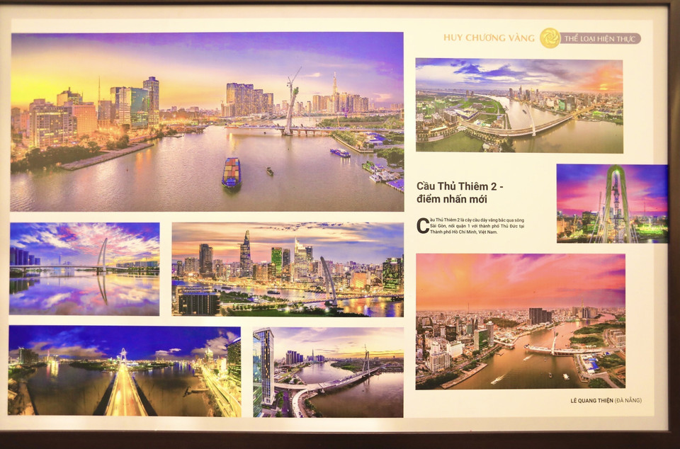 Vị thế của Nhiếp ảnh Việt Nam trên trường quốc tế từng bước được nâng cao, nhiều tác phẩm đoạt giải cao ở trong nước và quốc tế.Trong ảnh: Tác phẩm “Cầu Thủ Thiêm 2 - điểm nhấn mới” của tác giả Lê Quang Thiện đoạt huy chương Vàng cuộc thi Ảnh nghệ thuật Việt Nam năm 2022. (Ảnh: Hoàng Hiếu/TTXVN)