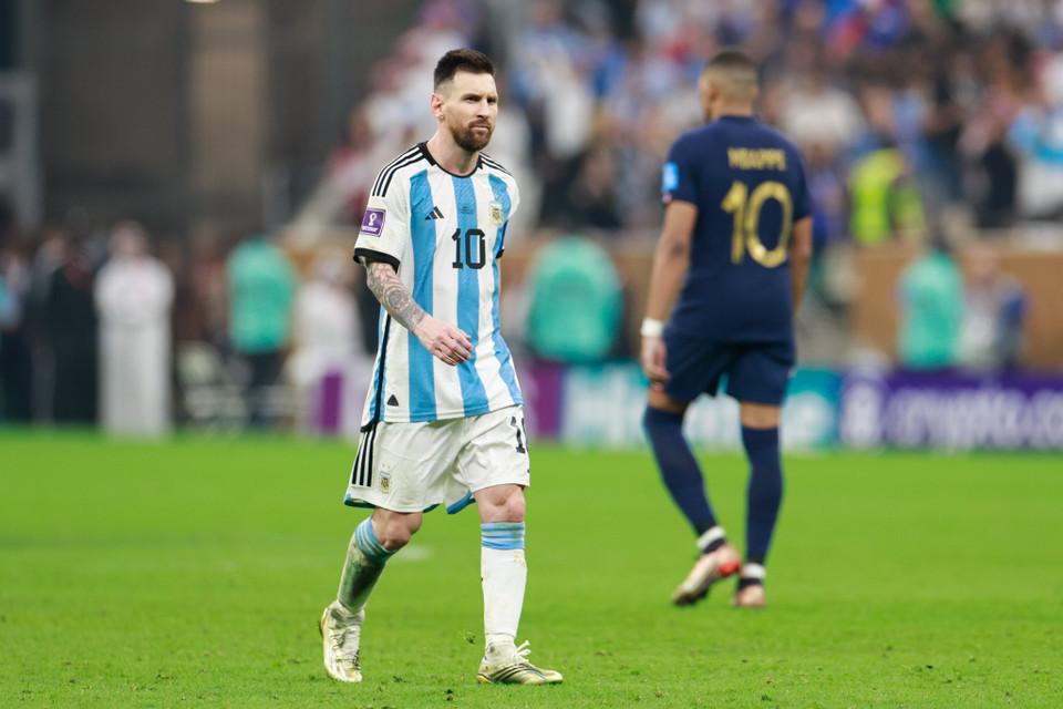 Nhưng lợi thế đó đanh nhanh chóng qua đi... (Ảnh: Hải An/Vietnam+) 