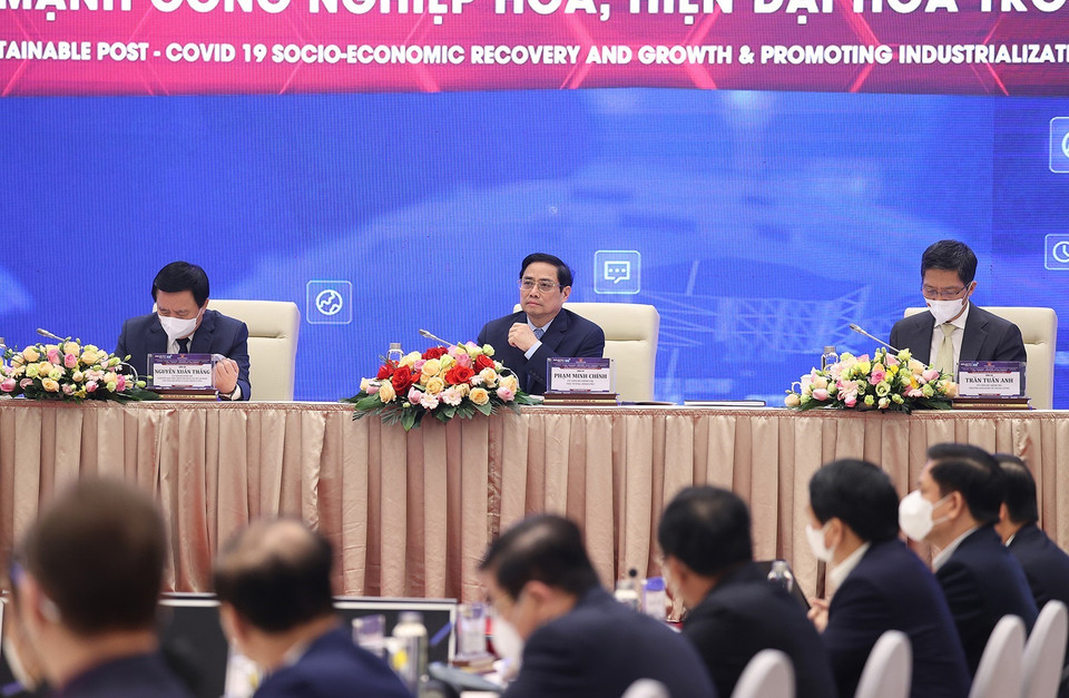 Diễn đàn cấp cao về công nghiệp 4.0 lần thứ 3 gồm 10 phiên hội thảo chuyên đề (diễn ra từ ngày 9/11-18/11/2021) và phiên toàn thể (sáng 6/12).(Ảnh: Dương Giang/TTXVN)