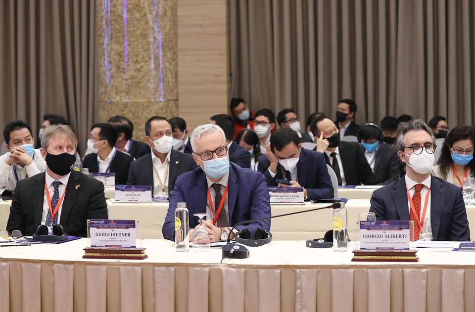 Các đại biểu quốc tế tham dự Diễn đàn cấp cao về Công nghiệp 4.0. (Ảnh: Dương Giang/TTXVN)