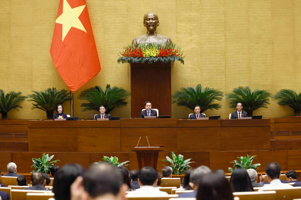 Chủ tịch Quốc hội Trần Thanh Mẫn và các Phó Chủ tịch Quốc hội tại phiên khai mạc. (Ảnh: Doãn Tấn/TTXVN)