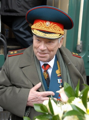 Công trình sư vũ khí cá nhân huyền thoại Mikhail Kalashnikov
