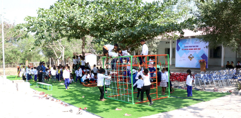 Sân chơi ước mơ dành cho các em học sinh tại Điểm trường Ja Jip thuộc Trường Tiểu học Trần Quốc Tuấn, xã Chư Drăng, huyện Krông Pa. (Ảnh: TTXVN)