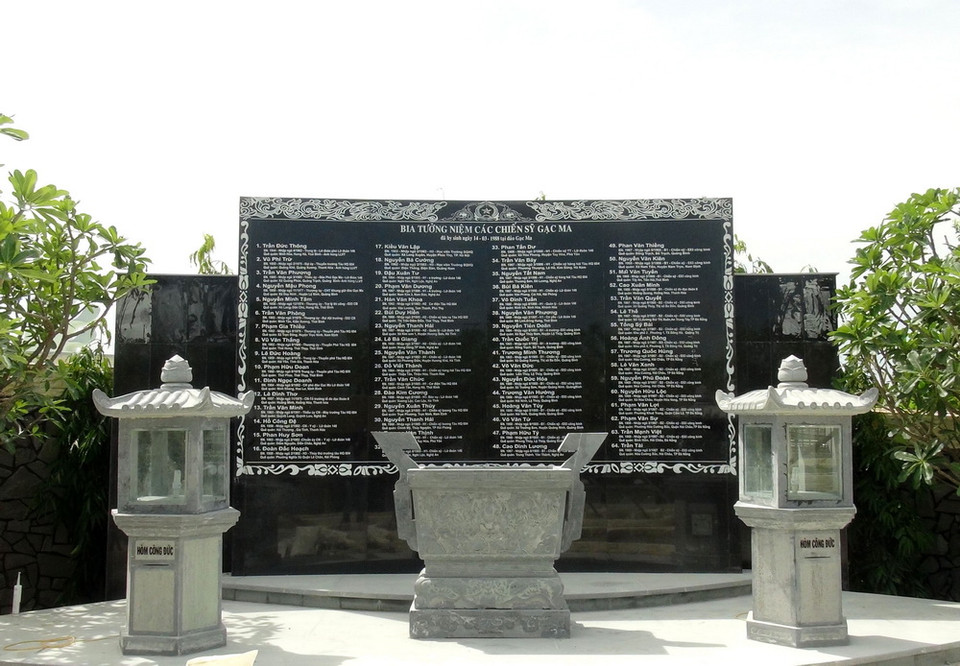 Bia Tưởng niệm các chiến sỹ Gạc Ma. (Ảnh: Nguyên Lý/Vietnam+)