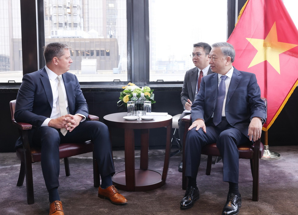 Tổng Bí thư, Chủ tịch nước Tô Lâm tiếp ông Tim Hughes, Phó Chủ tịch cấp cao của Tập đoàn SpaceX (Hoa Kỳ). (Ảnh: Lâm Khánh/TTXVN)