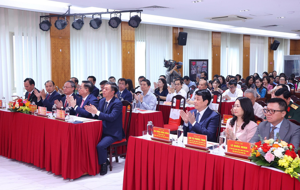 Các đại biểu dự buổi lễ. (Ảnh: Văn Điệp/TTXVN)