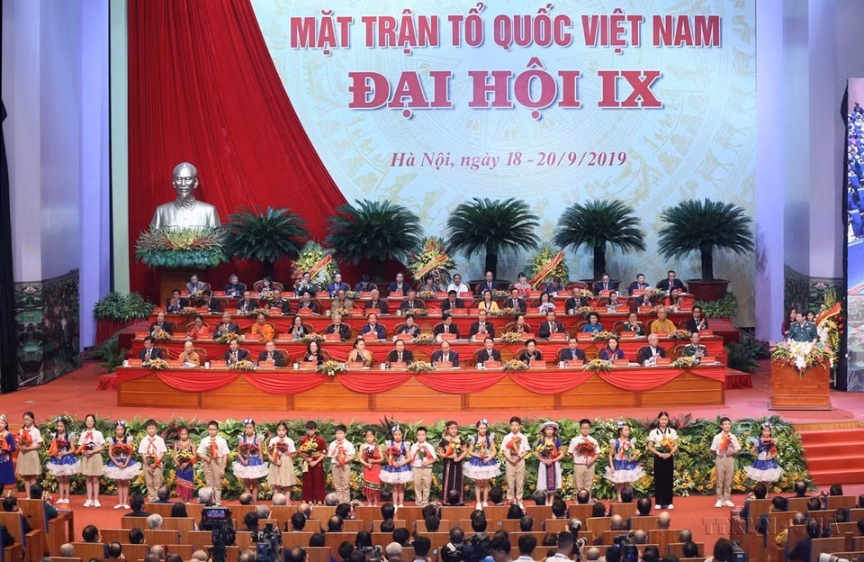 Lễ khai mạc Đại hội đại biểu toàn quốc Mặt trận Tổ quốc Việt Nam lần thứ IX, nhiệm kỳ 2019-2024 diễn ra tại Trung tâm Hội nghị Quốc gia (Hà Nội). (Ảnh: TTXVN)