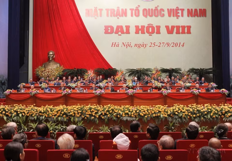 Lễ khai mạc Đại hội đại biểu toàn quốc Mặt trận Tổ quốc Việt Nam lần thứ VIII, nhiệm kỳ 2014-2019 với chủ đề " Đoàn kết-Dân chủ-Đổi mới- Phát triển " tại Trung tâm Hội nghị Quốc gia (Hà Nội, 26/9/2014). (Ảnh: Trí Dũng/ TTXVN)