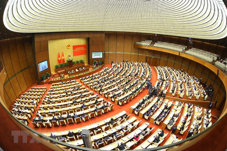 Chủ tịch Hồ Chí Minh đến thăm trường Đại học Điện ảnh Việt Nam. (Ảnh: TTXVN)