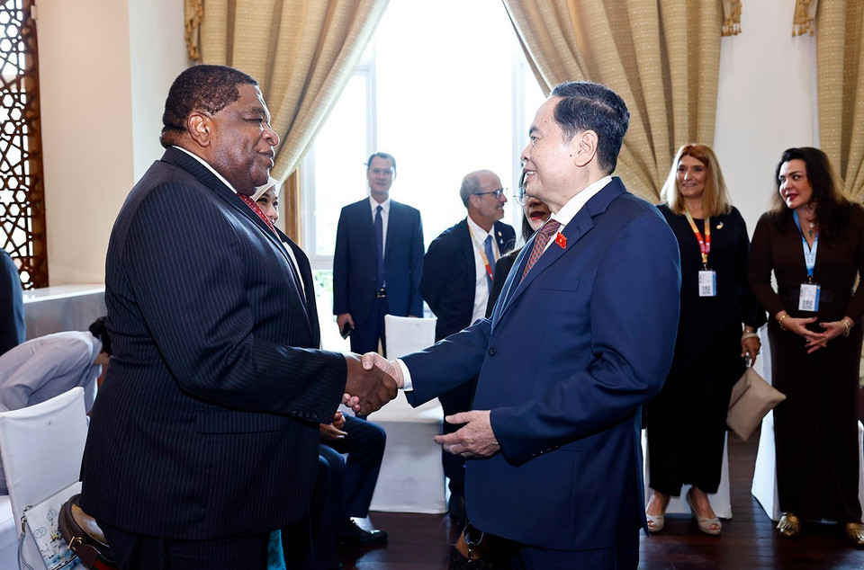 Chủ tịch Quốc hội Trần Thanh Mẫn với Tổng Thư ký Liên minh Nghị viện Thế giới (IPU) Martin Chungong. (Ảnh: Doãn Tấn/TTXVN)