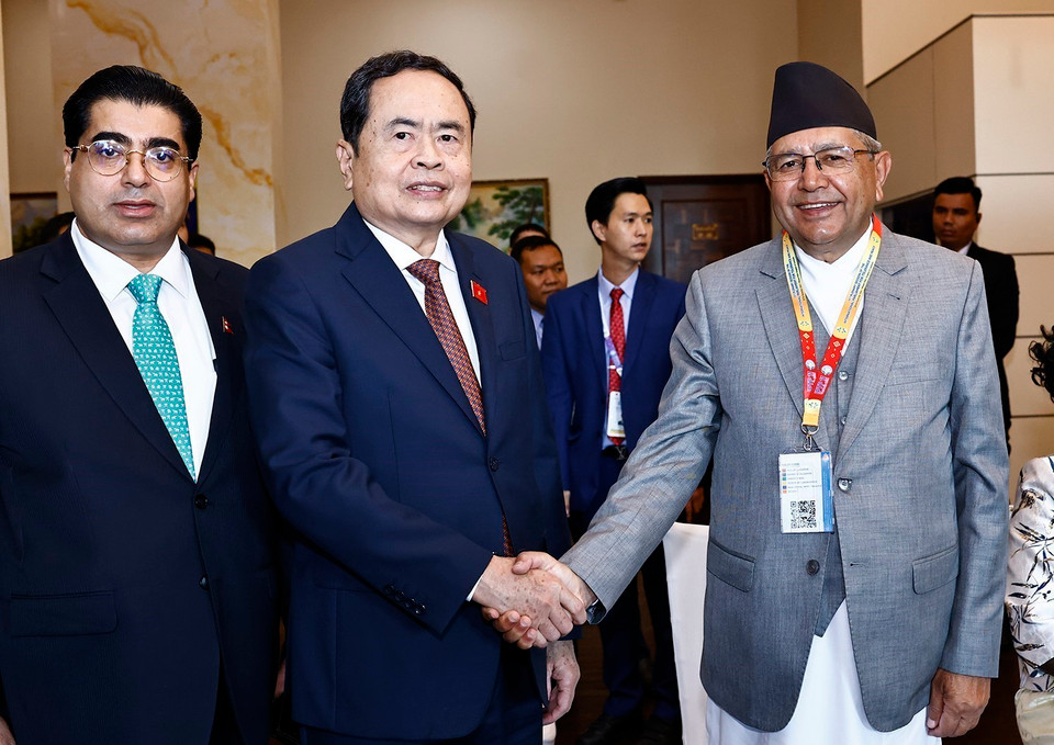 Chủ tịch Quốc hội Trần Thanh Mẫn với đại biểu dự Hội nghị. (Ảnh: Doãn Tấn/TTXVN)