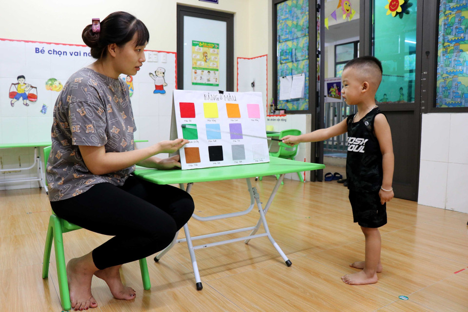 Giờ học của học sinh cơ sở mầm non tư thục Sao Khuê, xã Yên Trung, huyện Yên Phong, tỉnh Bắc Ninh. (Ảnh: Đinh Văn Nhiều/TTXVN)