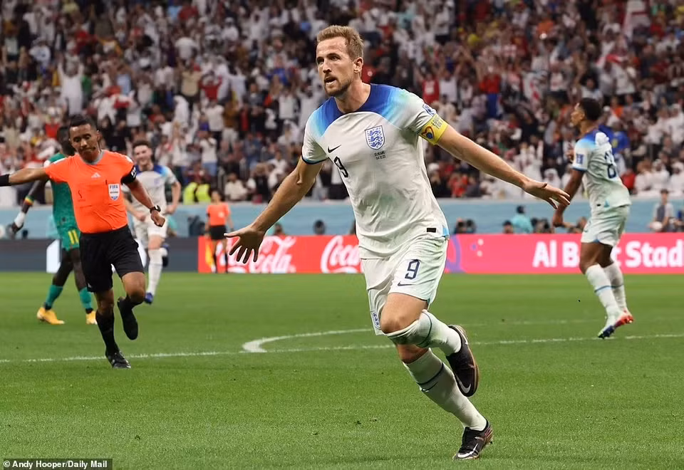 Đây là bàn thắng đầu tiên mà Kane có được ở World Cup 2022. (Nguồn: Daily Mail)
