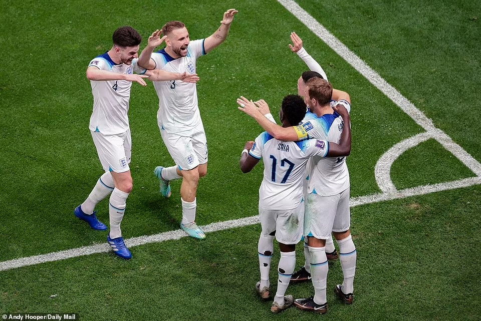 Đội tuyển Anh đã có trận đấu dễ dàng trước Senegal ở vòng 1/8 World Cup 2022. (Nguồn: Daily Mail)