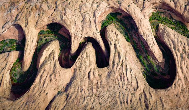 Những hẻm núi đá sa thạch uốn khúc ở Khu bảo tồn quốc gia Grand Staircase-Escalante, bang Utah, Mỹ. (Nguồn: National Geographic)
