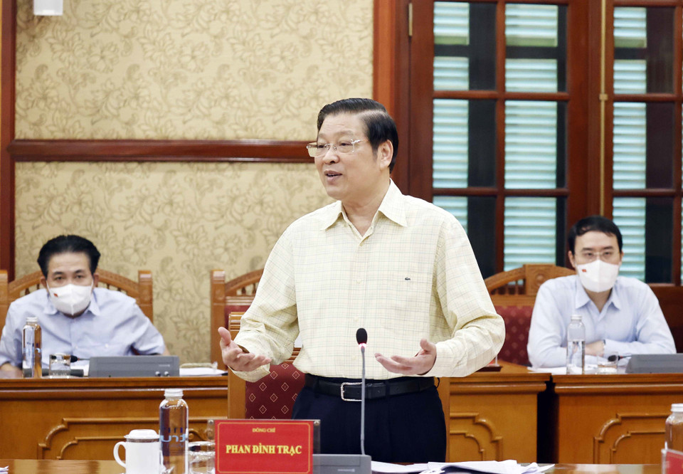 Ông Phan Đình Trạc, Bí thư Trung ương Đảng, Trưởng Ban Nội chính Trung ương phát biểu. (Ảnh: Thống Nhất/TTXVN)