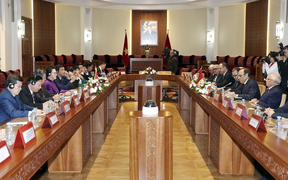 Chủ tịch Quốc hội Nguyễn Thị Kim Ngân hội đàm với Chủ tịch Hạ viện Habib El Malki trong chuyến thăm chính thức Maroc (Rabat, 28/3/2019). (Ảnh: Trọng Đức/TTXVN)