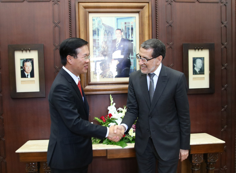 Trưởng Ban Tuyên giáo Trung ương Võ Văn Thưởng hội kiến Thủ tướng Maroc Saad Dine Otmani trong chuyến thăm, làm việc tại Vương quốc Maroc (13-17/6/2019). (Ảnh: Tấn Đạt/TTXVN)