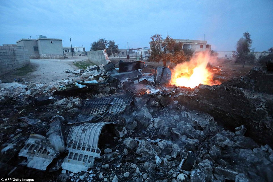Máy bay chiến đấu Su-25 của Nga bị bắn hạ bằng tên lửa phòng không vác vai. (Nguồn: Getty)