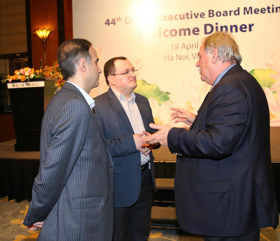 Các đại biểu tham dự Hội nghị Ban chấp hành OANA lần thứ 44 tại Hà Nội. (Ảnh: Văn Điệp/TTXVN)