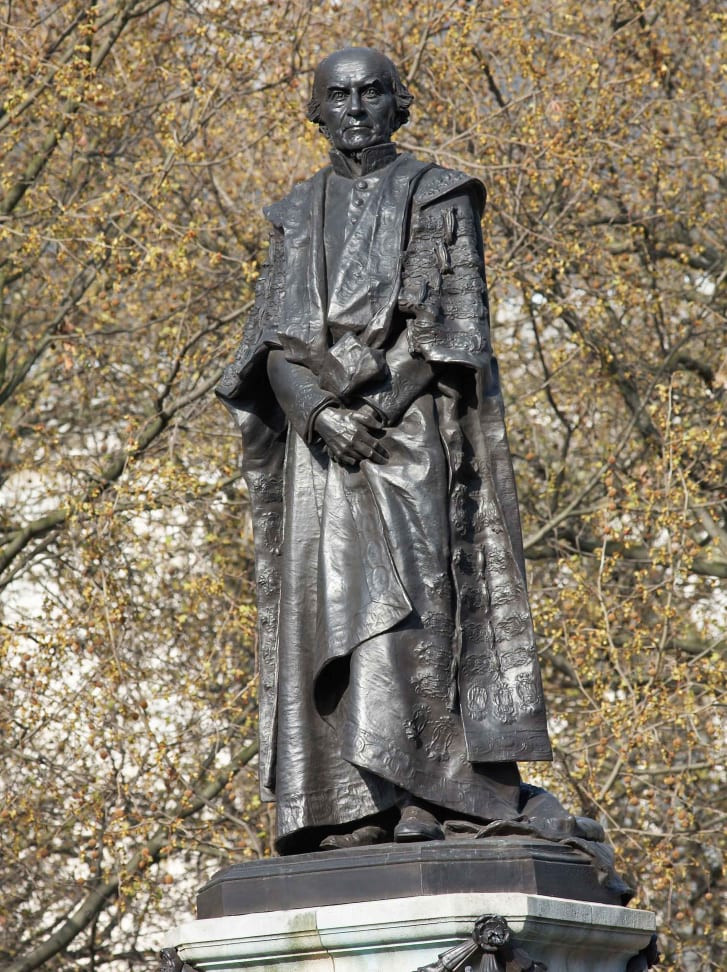  Tượng đài William Gladstone, người đã 4 lần giữ chức Ngoại trưởng Anh vào thế kỷ 19. Bố của ông cũng là một chủ nô. Nguồn: CNN)
