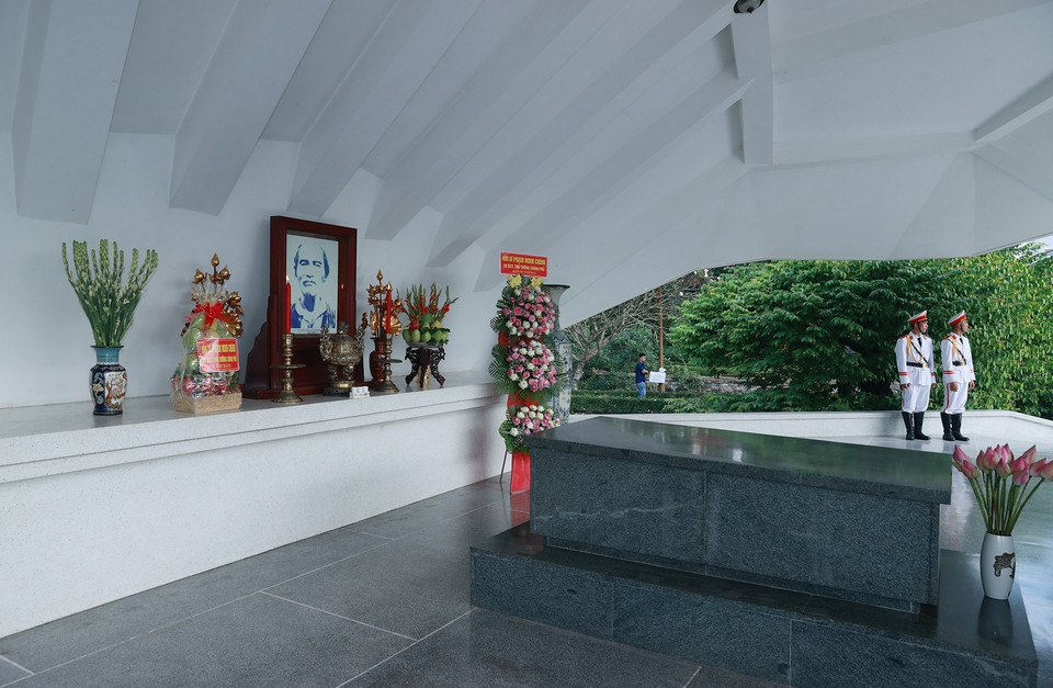 Mộ Cụ Phó Bảng Nguyễn Sinh Sắc tại Khu Di tích Nguyễn Sinh Sắc (Thành phố Cao Lãnh, tỉnh Đồng Tháp). (Ảnh: Dương Giang/TTXVN)