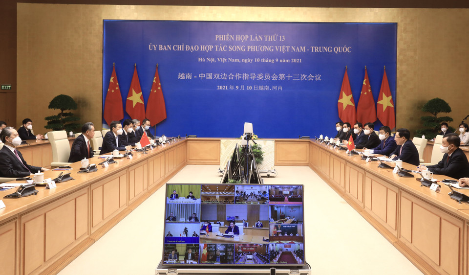 Phó Thủ tướng Thường trực Phạm Bình Minh và Ủy viên Quốc vụ, Bộ trưởng Ngoại giao Trung Quốc Vương Nghị đồng chủ trì Phiên họp lần thứ 13 Ủy ban Chỉ đạo hợp tác song phương Việt Nam-Trung Quốc. (Ảnh: Lâm Khánh/TTXVN)