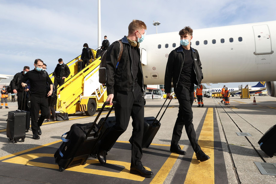 John Stones and Kevin De Bruyne. (Nguồn: Getty Images)