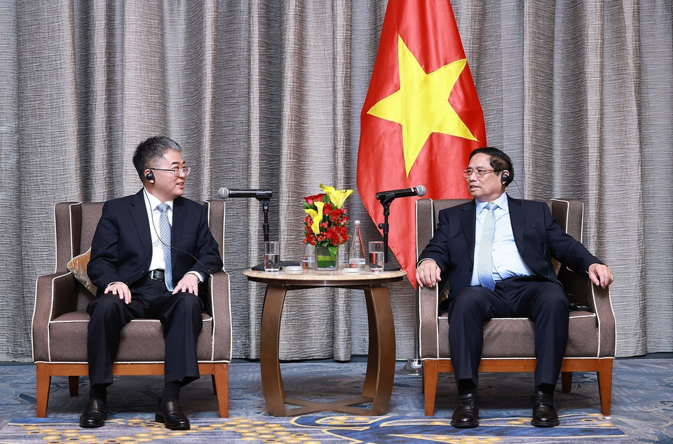 Thủ tướng Phạm Minh Chính tiếp ông Nghiêm Thánh Quân, Chủ tịch Tập đoàn Thiên Doanh. (Ảnh: Dương Giang/TTXVN)