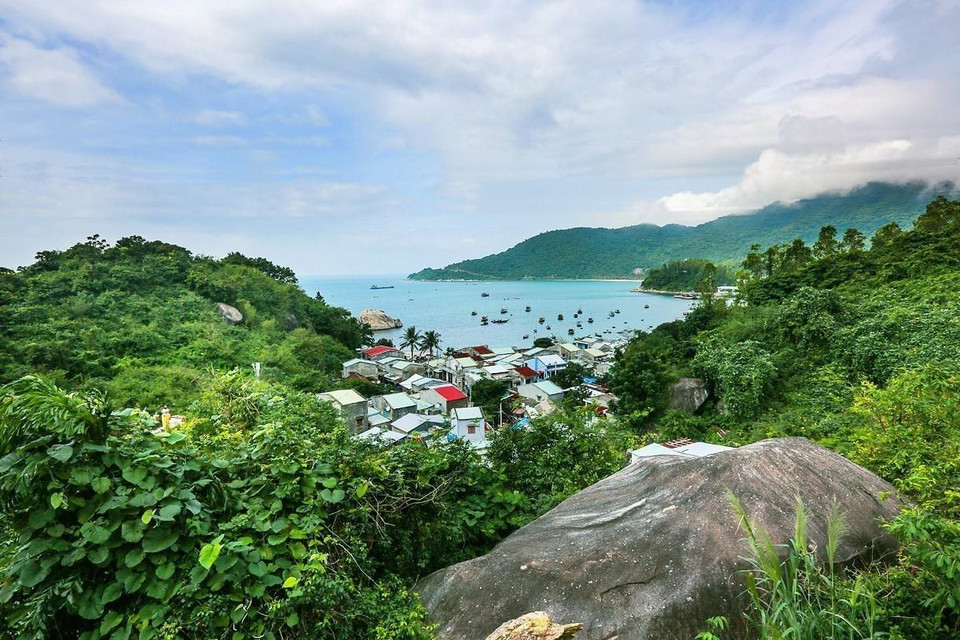 Phong cảnh Cù lao Chàm (xã đảo Tân Hiệp, thành phố Hội An, tỉnh Quảng Nam) nhìn từ trên cao. (Ảnh: TTXVN)