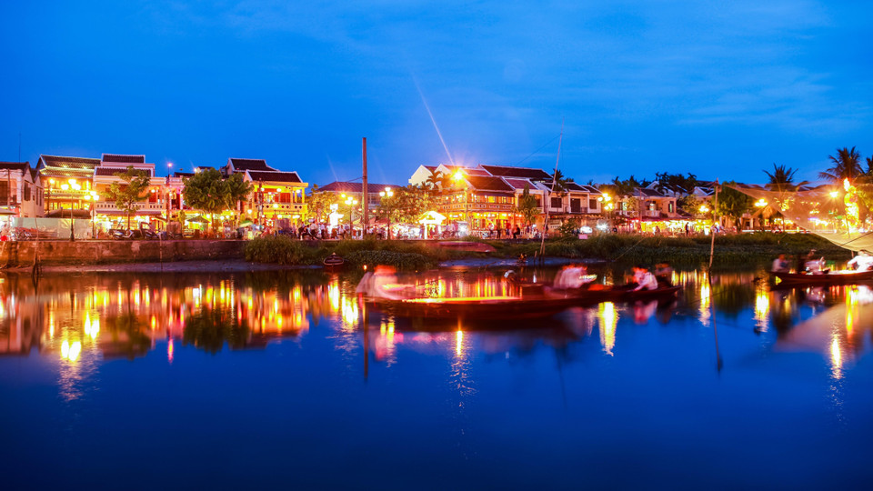 Một góc Phố cổ Hội An về đêm. (Ảnh: TTXVN)