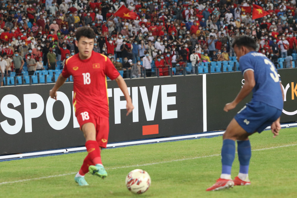 Huỳnh Tiến Đạt (18) đã có một trấn đấu năng nổ. (Ảnh: TTXVN phát)